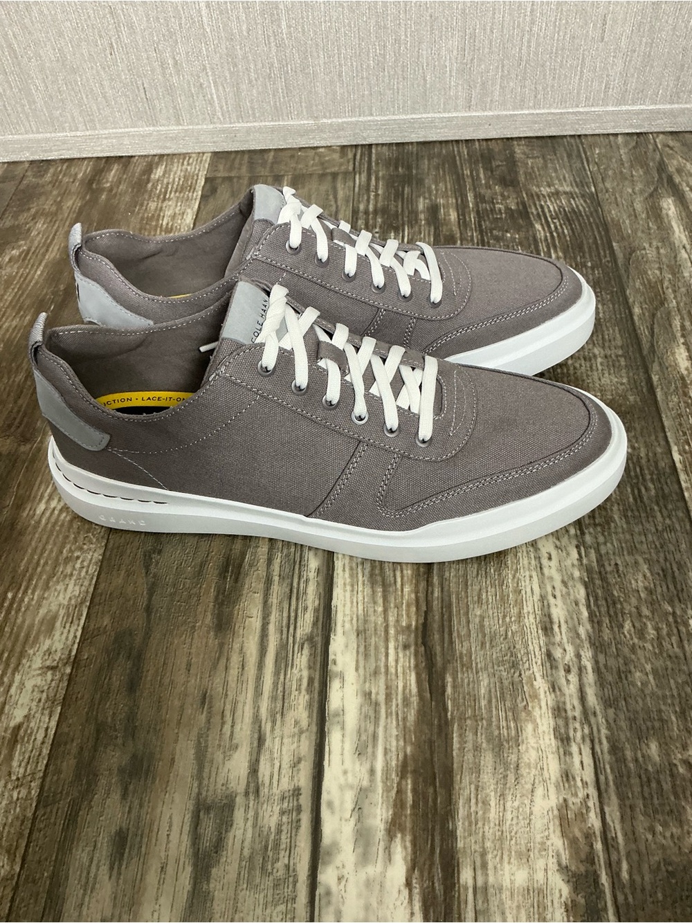 Cole Haan Men’s Gray Canvas Low-Top Sneakers with White Sole - Picture 14 of 16